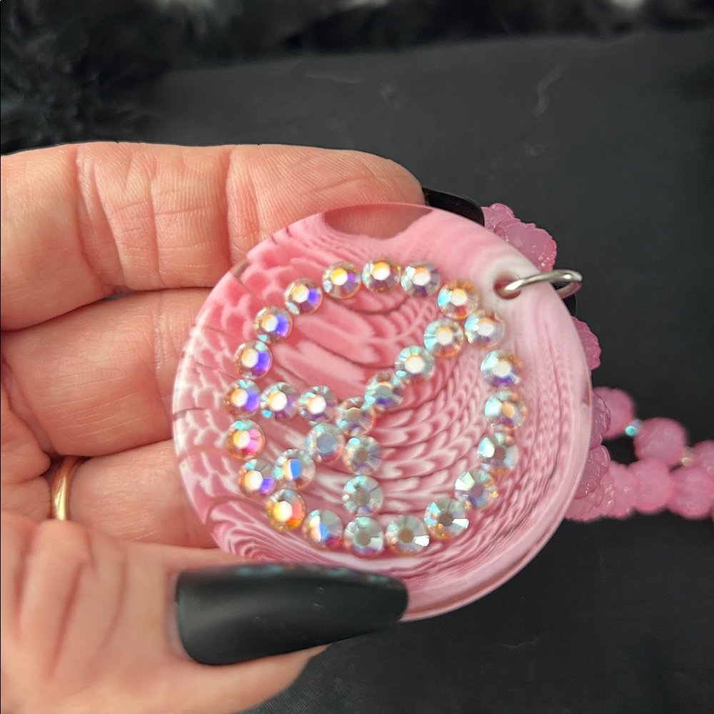 🌸Final Price! Tarina Tarantino Pink Crystal Lucite”Peace"Pendant&Rose chain. - Picture 4 of 6